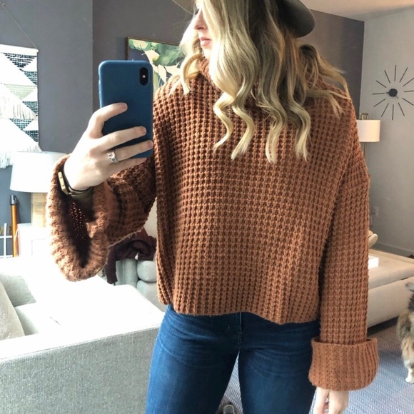 Goodnight Macaroon Retta Sweater - Picture 3 of 4